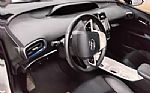 2016 PRIUS Thumbnail 11