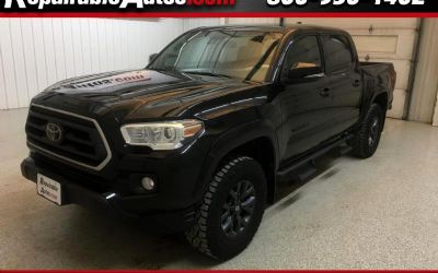 2023 Toyota Tacoma SR5 Crew Cab 4WD Repaired Rear Damage