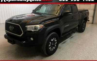 2018 Toyota Tacoma TRD Off-Road Extended Cab 4WD Reparied Rear DAM.