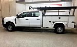 2023 F-350 SD Thumbnail 5