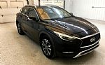 2017 QX30 Thumbnail 2