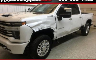 2022 Chevrolet Silverado 2500HD High Country Crew Cab 4WD Repairable Side Damage