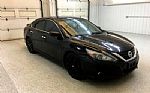 2017 Altima Thumbnail 3