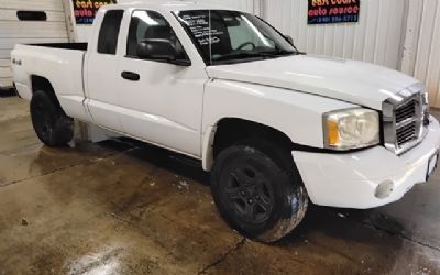 Photo of a 2006 Dodge Dakota SLT for sale