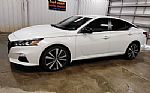 2022 Altima Thumbnail 5