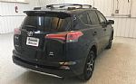 2017 RAV4 Thumbnail 4