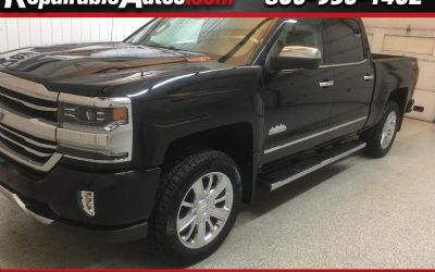 2017 Chevrolet Silverado 1500 High Country Crew 4WD Repaired EXT. Smoke Damage
