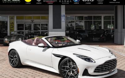 2025 Aston Martin DB12 