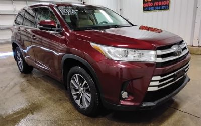 Photo of a 2018 Toyota Highlander XLE for sale