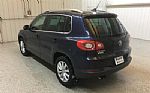 2011 Tiguan Thumbnail 3