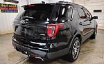 2016 Explorer Thumbnail 3