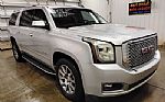 2015 YUKON XL Thumbnail 1