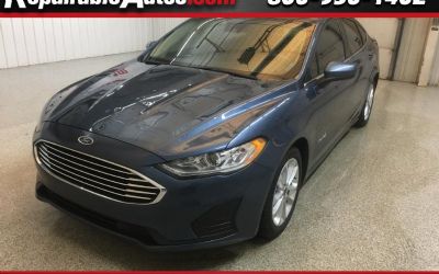 Photo of a 2019 Ford Fusion Hybrid SE Hybrid Repairable Hail Damage for sale