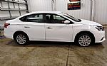 2016 Sentra Thumbnail 2