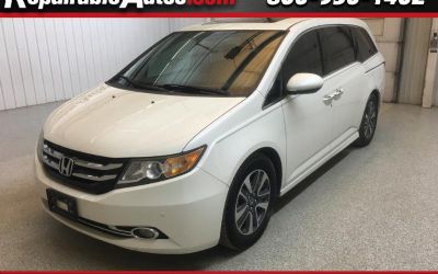 Photo of a 2016 Honda Odyssey Touring Repairable Hail Damage for sale