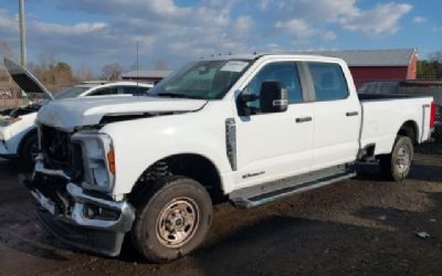 Photo of a 2025 Ford F-350 Super Duty XL 4X4 for sale