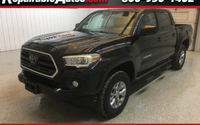 Photo of a 2018 Toyota Tacoma SR5 Crew Cab 4WD Repairable Side Damage for sale