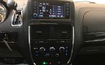 2017 Grand Caravan Thumbnail 15