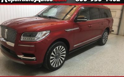Photo of a 2020 Lincoln Navigator L Reserve 4WD Repaired Vandalism Damage for sale