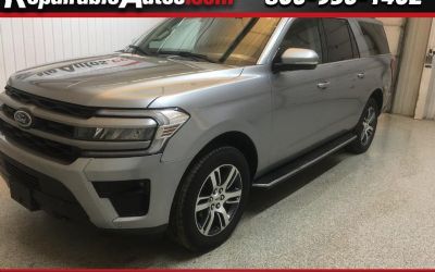 Photo of a 2023 Ford Expedition MAX XLT 4WD Repairable Front Damage for sale