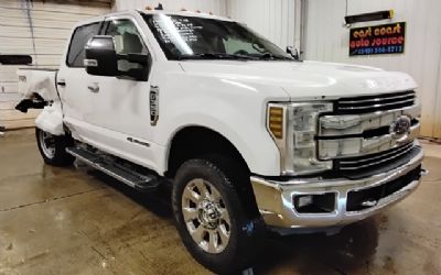 Photo of a 2019 Ford F-350 Super Duty Lariat for sale