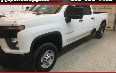 Photo of a 2022 Chevrolet Silverado 2500HD Work Truck Crew Cab 4WD Repairable Rear Damage for sale