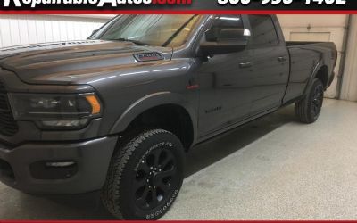 Photo of a 2021 RAM 3500 Limited Crew Cab 4WD Repairable Front Damage for sale