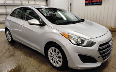 Photo of a 2016 Hyundai Elantra for sale