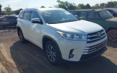 Photo of a 2018 Toyota Highlander XLE for sale