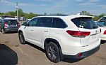 2018 Highlander Thumbnail 4