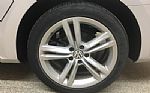 2015 Passat Thumbnail 17