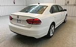 2014 Passat Thumbnail 4