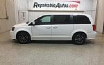 2016 Grand Caravan Thumbnail 2