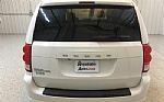 2016 Grand Caravan Thumbnail 4