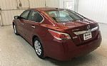 2015 Altima Thumbnail 3