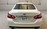 2016 Altima Thumbnail 7