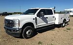 2024 F-350 SD Thumbnail 2
