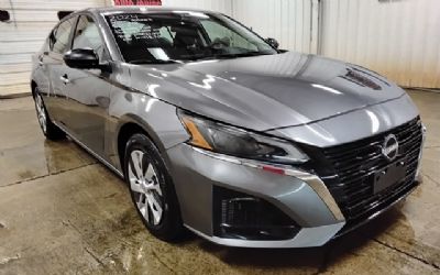 Photo of a 2024 Nissan Altima 2.5 S for sale