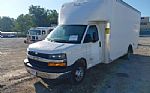 2022 Express Cargo Van Thumbnail 4