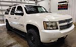 2009 SUBURBAN Thumbnail 1
