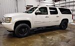 2009 SUBURBAN Thumbnail 5