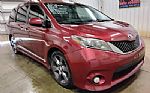 2016 SIENNA Thumbnail 1