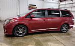2016 SIENNA Thumbnail 5