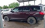 2019 Navigator Thumbnail 5