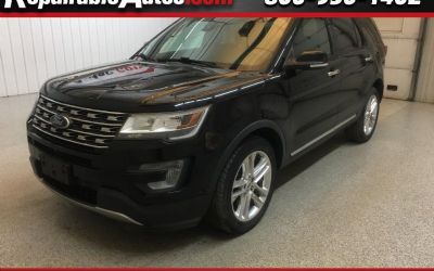 Photo of a 2017 Ford Explorer Limited 4WD Repairable Hail Damage for sale