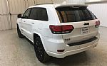 2017 Grand Cherokee Thumbnail 3