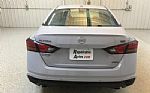 2024 Altima Thumbnail 4