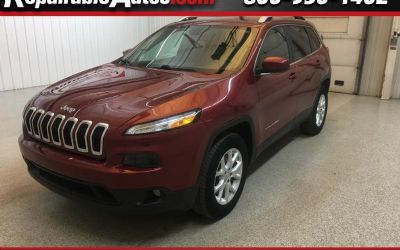 Photo of a 2016 Jeep Cherokee Latitude 4WD Repairable Hail Damage for sale