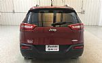 2016 Cherokee Thumbnail 8