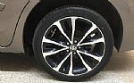 2018 Corolla Thumbnail 16